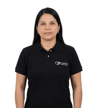 <p>“Soy profesional en la enseñanza de Idiomas Extranjeros. Me considero estimuladora de la construcción de conocimiento. Para mí, la lengua de Goethe me ha dado la oportunidad de conocer otras culturas, de tejer nuevas amistades y crear puentes de intercambio de ideas y conocimiento. Disfruto enseñar alemán y ayudar a mis estudiantes en su proceso de aprendizaje de esta encantadora lengua”.</p>
