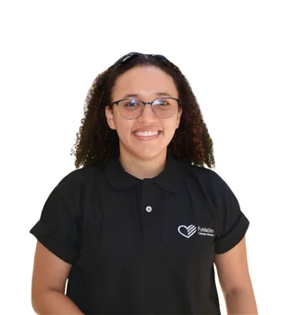 <p class="font_8 wixui-rich-text__text"><span class="wixui-rich-text__text">“Mis propósitos al iniciar un curso son lograr que los estudiantes se comuniquen en el idioma desde el primer día y que eliminen esa preconcepción con la que se viene: “el alemán es difícil”.</span></p>
<p class="font_8 wixui-rich-text__text"><span class="wixui-rich-text__text">Me gusta mostrarles cuán sencillo es aprender alemán si se está motivado y cuán apasionante puede ser, pues siempre tiene algo nuevo que aprender, enseñar o descubrir”. </span></p>
