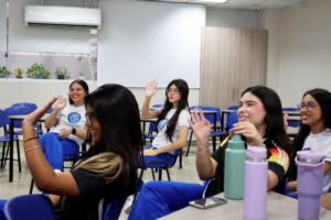 Nuevo convenio entre la FCAB y el Colegio Americano abre beneficios exclusivos para estudiantes, egresados y funcionarios - f